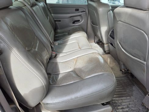 Used 2005 GMC Sierra 2500 SLT w/ Heavy-Duty Power Package image 11