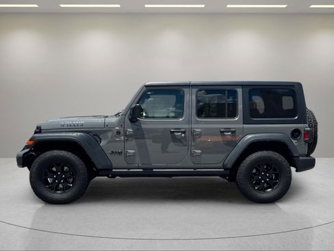 Used 2021 Jeep Wrangler Unlimited Sport AWD/4WD image 2