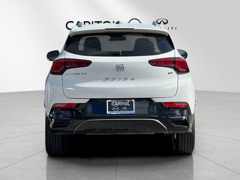 Used 2024 Buick Encore GX Sport Touring image 4