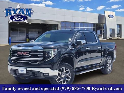 Used 2024 GMC Sierra 1500 SLT w/ SLT Premium Plus Package AWD/4WD image 1