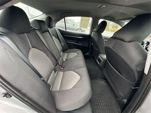 Used 2024 Toyota Camry LE image 23