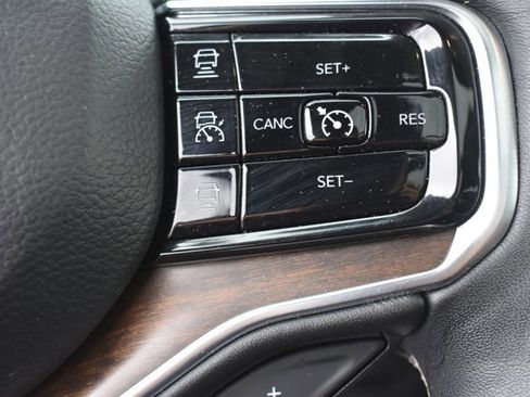 Used 2023 Jeep Grand Wagoneer 4WD image 25