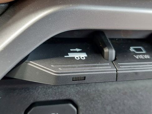 Used 2023 Toyota Tundra 1794 Edition image 29