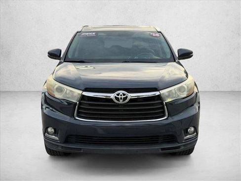 Used 2014 Toyota Highlander Limited FWD image 2