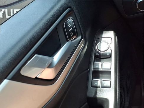 Used 2021 Ford Escape SE w/ Cold Weather Package AWD/4WD image 28