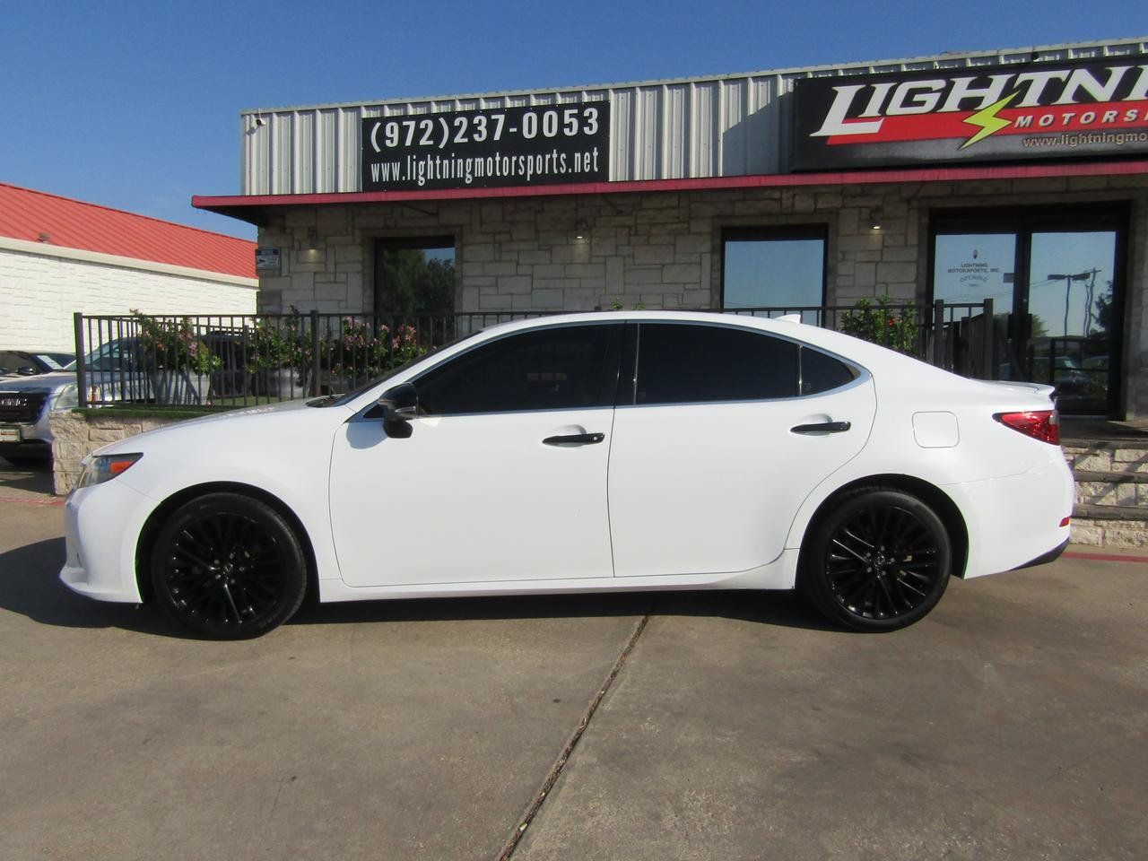Used 2015 Lexus ES 350 FWD image 2