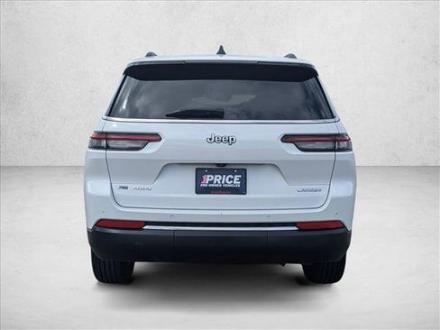 Used 2023 Jeep Grand Cherokee L Laredo AWD/4WD image 7