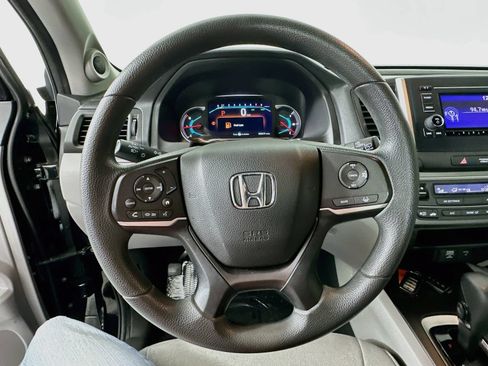 Used 2019 Honda Pilot LX image 12