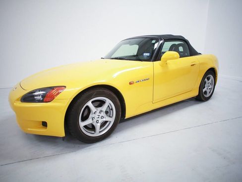Used 2001 Honda S2000 image 3