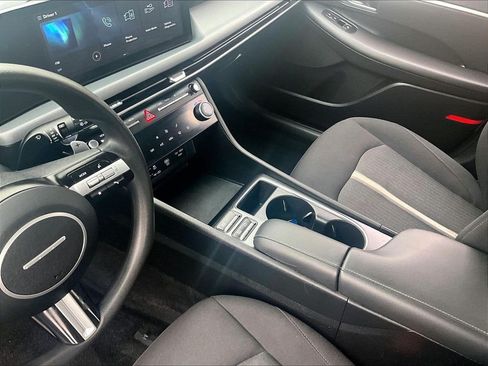 Used 2025 Hyundai Sonata SEL FWD image 19