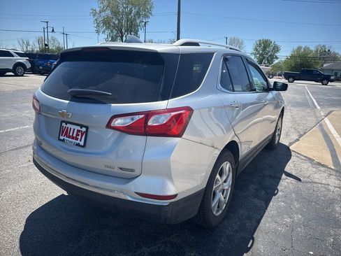 Used 2018 Chevrolet Equinox Premier AWD/4WD image 3