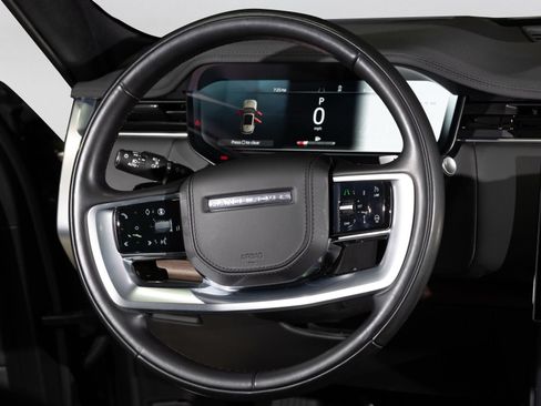 Used 2025 Land Rover Range Rover SE AWD/4WD image 27