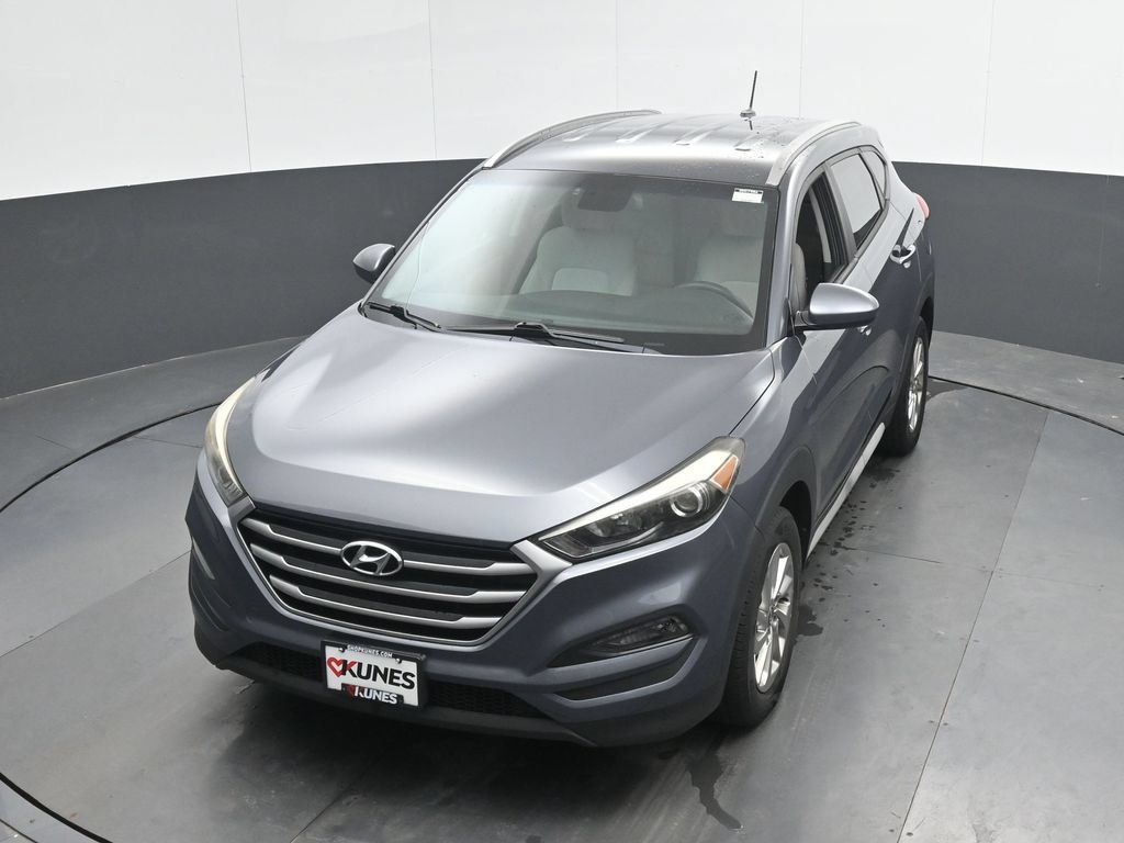 Used 2017 Hyundai Tucson SE w/ SE Popular Package 02 FWD image 34