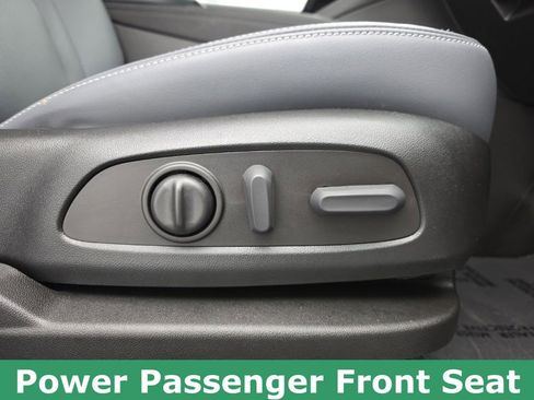 Certified 2023 Buick Enclave Essence image 50