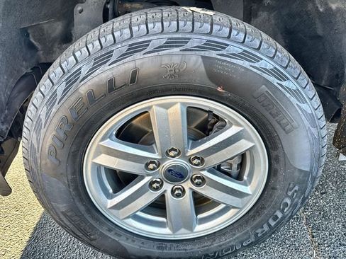 Used 2022 Ford F150 XLT w/ Equipment Group 301A Mid image 19