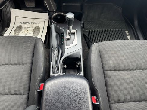 Used 2018 Toyota RAV4 XLE image 14