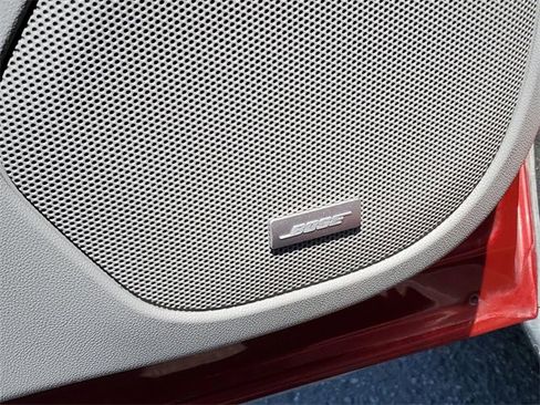 Certified 2023 GMC Acadia SLT image 23