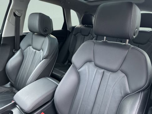 Used 2024 Audi Q5 2.0T Premium Plus image 24