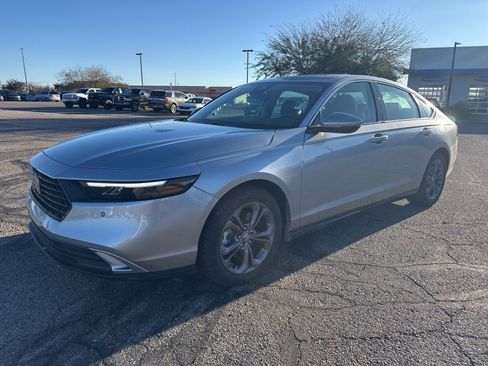 Used 2023 Honda Accord EX-L image 1