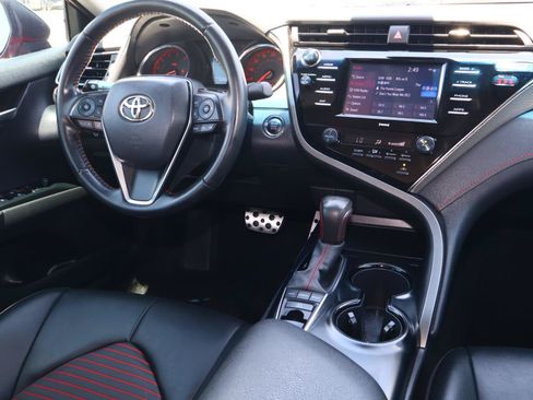 Used 2020 Toyota Camry TRD FWD image 11