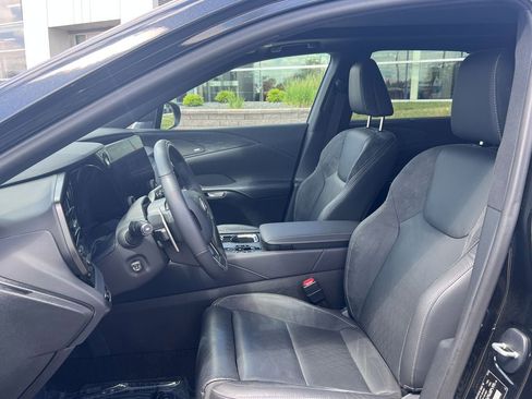 Used 2024 Lexus RX 350 AWD w/ Convenience Package image 11