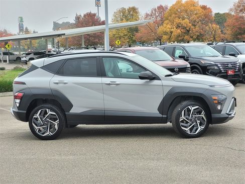New 2026 Hyundai Kona SEL Premium image 3