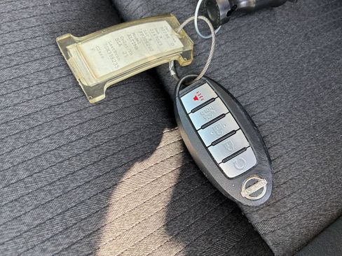 Used 2025 Nissan Altima 2.5 SV FWD image 20