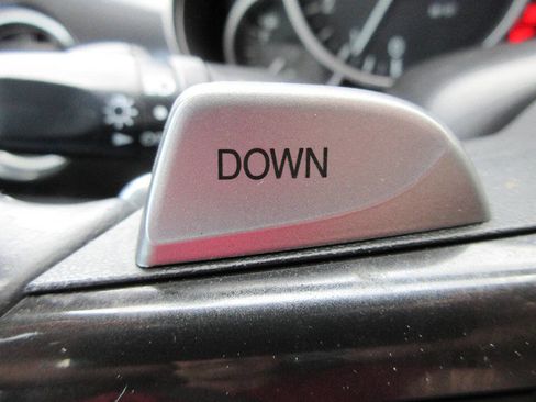 Used 2013 MAZDA MX-5 Miata Grand Touring image 24