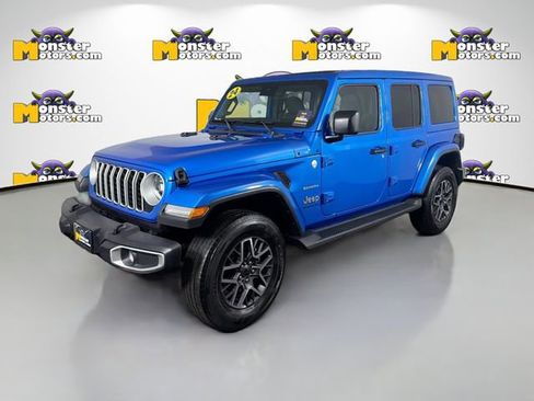Used 2024 Jeep Wrangler Unlimited Sahara w/ Safety Group AWD/4WD image 1