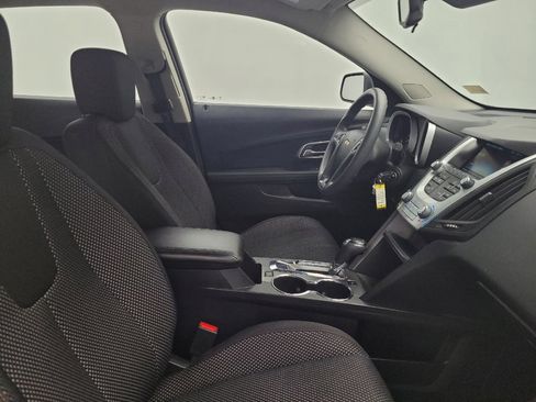 Used 2017 Chevrolet Equinox LS FWD image 21