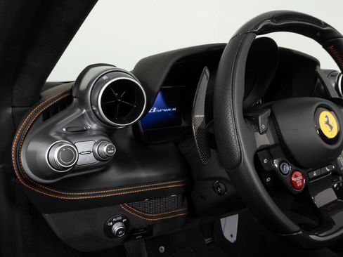 Used 2022 Ferrari F8 Tributo RWD image 35