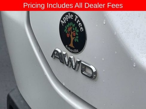 Used 2023 Honda Pilot Elite image 8
