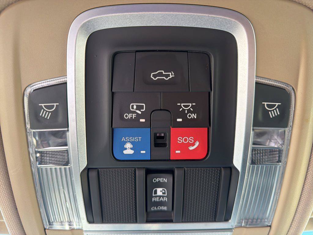 Used 2019 RAM 1500 Laramie AWD/4WD image 50