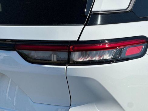 New 2026 Jeep Grand Cherokee Limited image 24