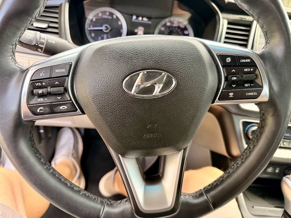 Used 2018 Hyundai Sonata Limited w/ Ultimate Package 07 FWD image 29