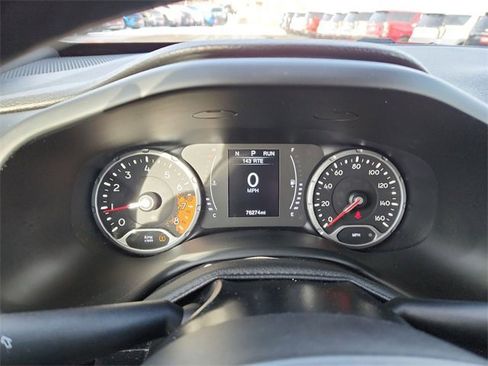 Used 2018 Jeep Renegade Latitude image 11