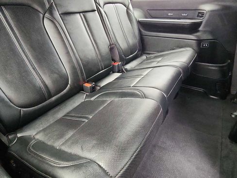 Used 2024 Jeep Wagoneer L Series II w/ Flexible Seating Group image 31