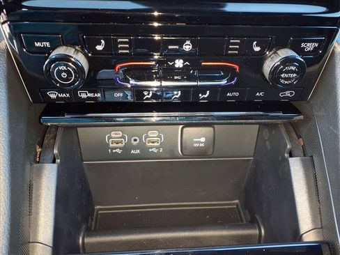 New 2025 Jeep Grand Cherokee Limited w/ Trailer Tow Package image 13