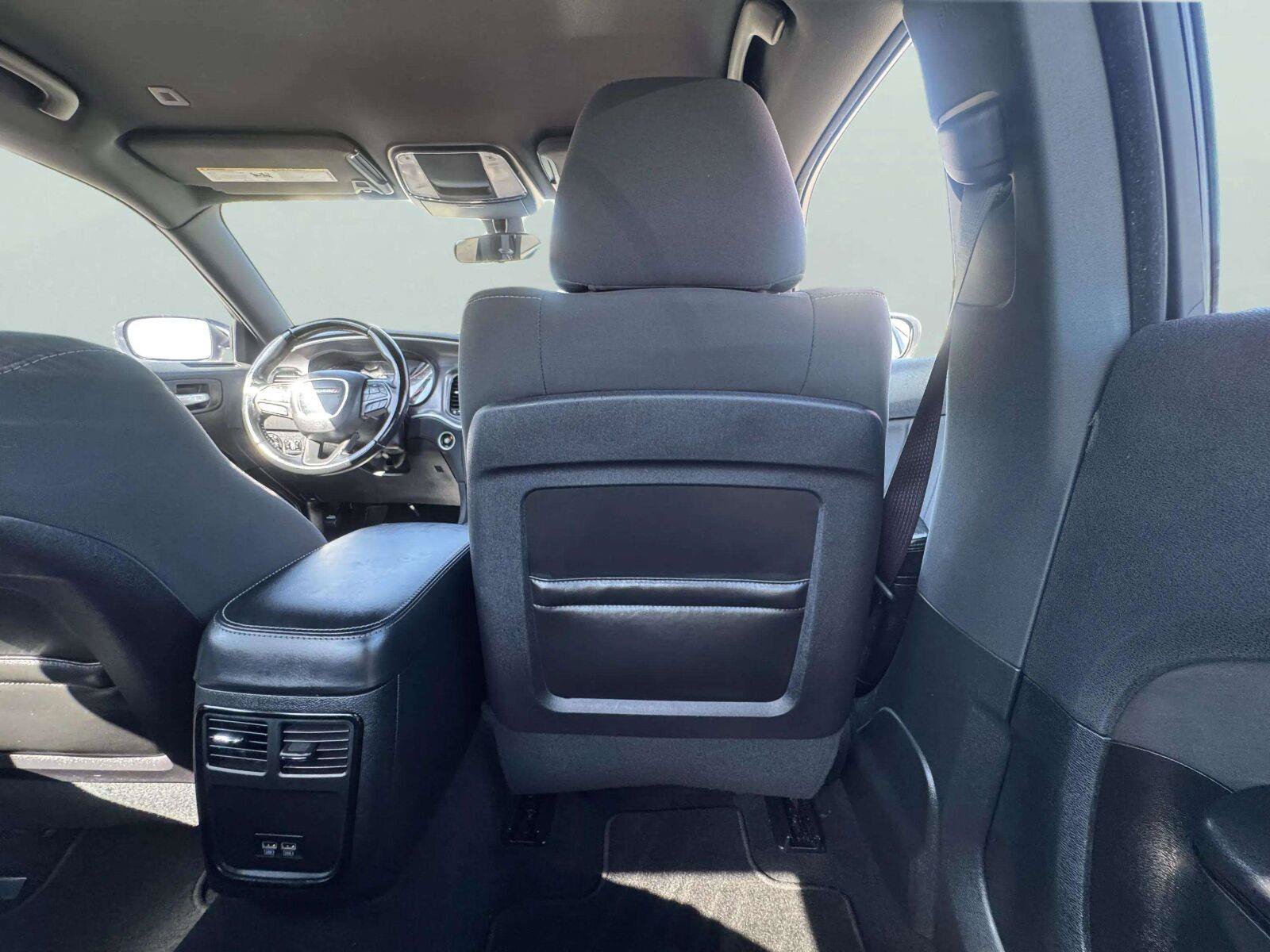 Used 2019 Dodge Charger SXT w/ Blacktop Package RWD image 46