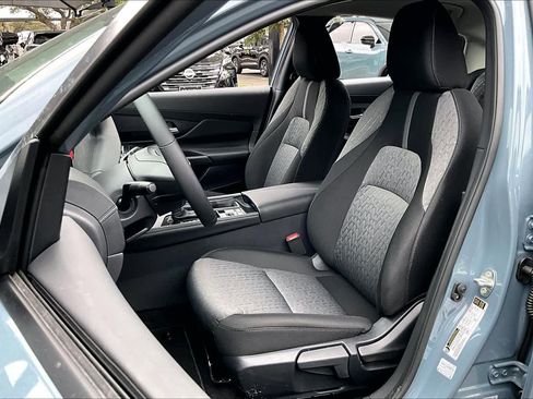 New 2026 Nissan Sentra SV image 9