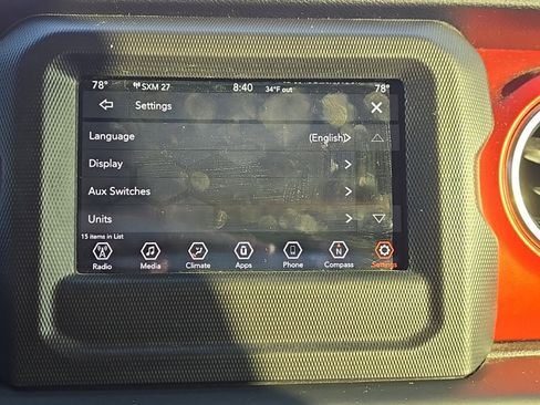 Used 2018 Jeep Wrangler Unlimited Rubicon image 16