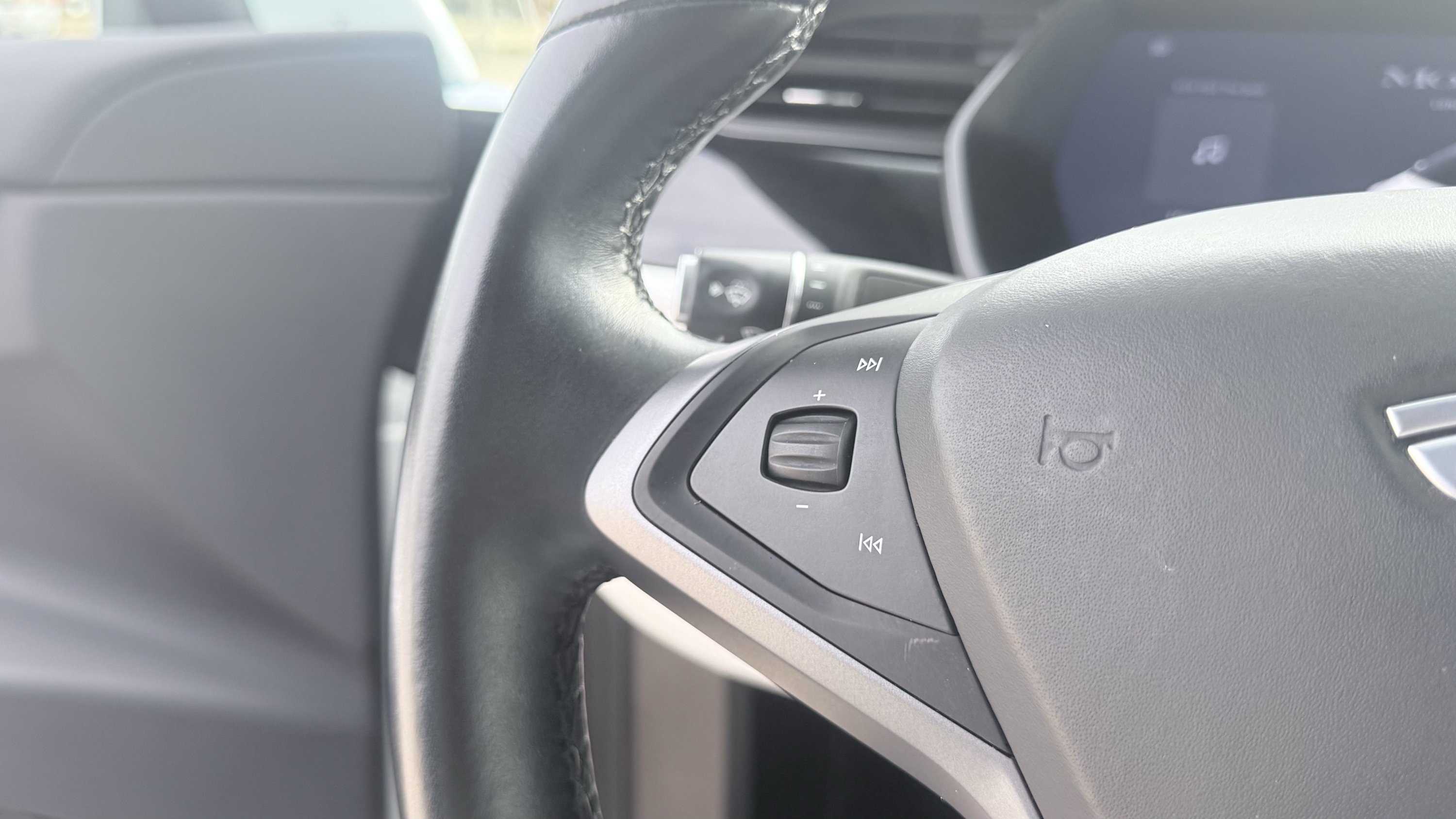 Used 2021 Tesla Model X Long Range AWD/4WD image 60