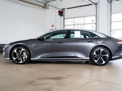Used 2024 Lucid Air Touring image 8