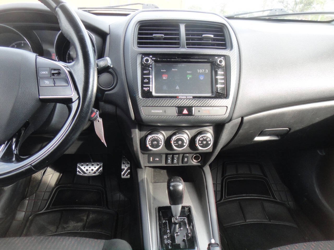 Used 2018 Mitsubishi Outlander Sport LE FWD image 12