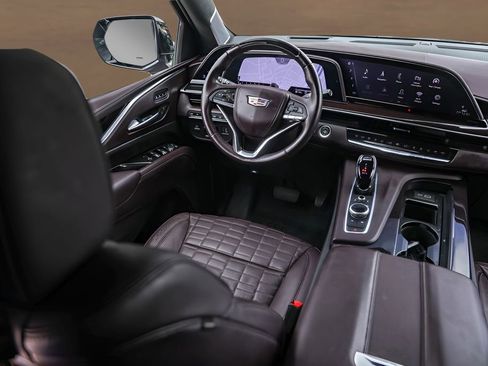 Used 2022 Cadillac Escalade Sport Platinum w/ LPO, ONYX Package AWD/4WD image 29