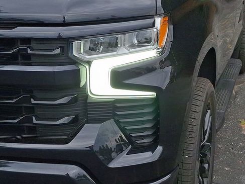 Used 2024 Chevrolet Silverado 1500 RST w/ Convenience Package II AWD/4WD image 9