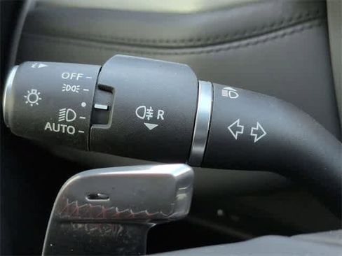 Used 2024 Jaguar F-PACE SVR image 27