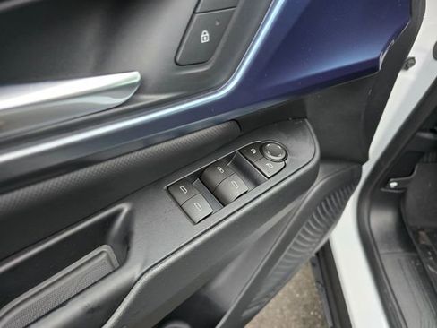 New 2026 Chevrolet Equinox EV LT image 20