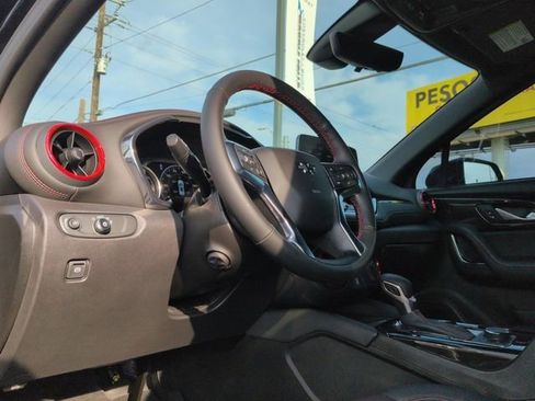 Certified 2024 Chevrolet Blazer RS w/ Driver Confidence II Package image 8