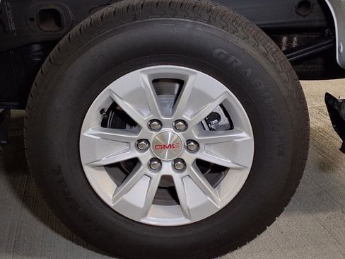 Used 2025 GMC Sierra 1500 Pro w/ Pro Value Package image 6